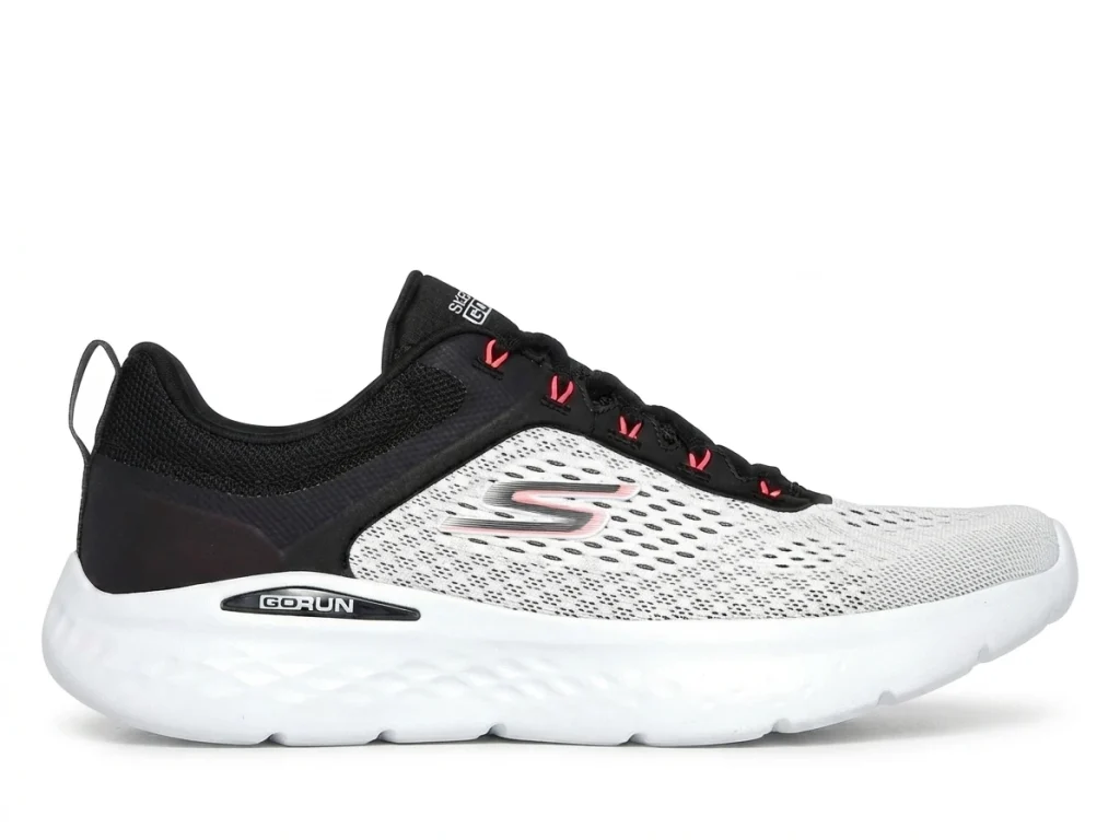 GO RUN Lite White Black running shoes with Air-Cooled Goga Mat insole